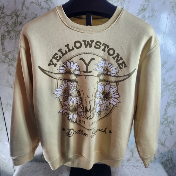 YELLOWSTONE Dutton Ranch Crew Sweatshirt - Picture 1 of 9